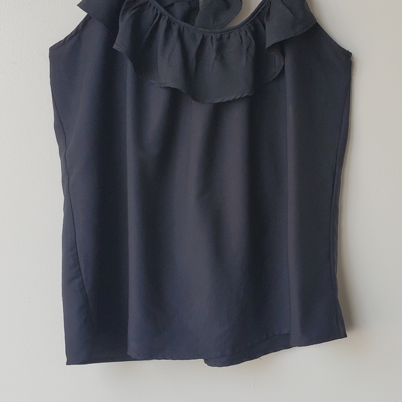 Prototype Ruffle Top - Picture 3 of 10